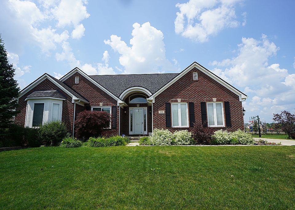 1st image of 239 W Canford Park #4