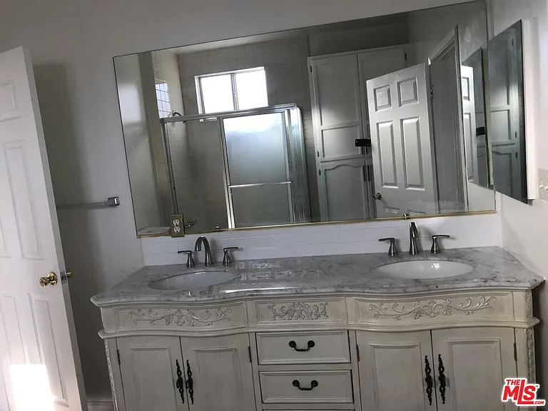 1732 Hauser Blvd — Photo 13