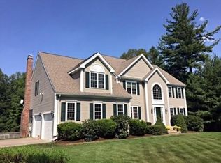 17 Vincent Rd, Mendon, MA 01756