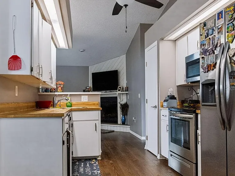 506 Mandy St — Photo 37