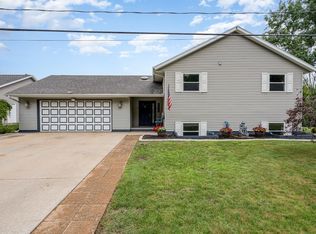 3512 W Wackerly St, Midland, MI 48640