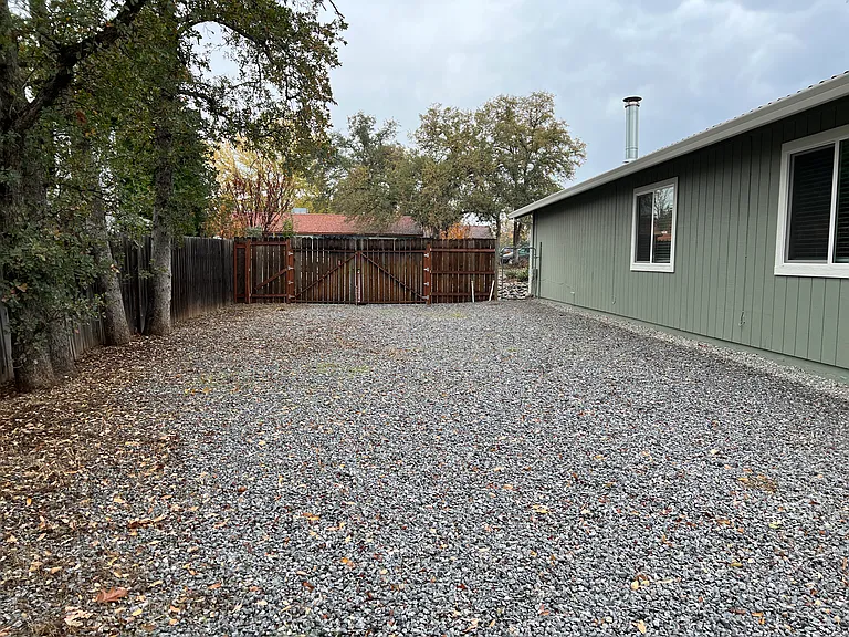 2693 Camulos Way — Photo 4