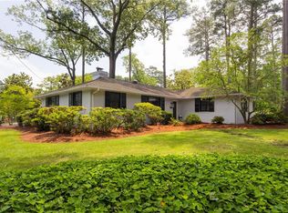 1301 Penguin Cir, Virginia Beach, VA 23451