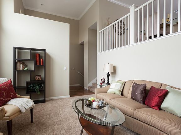 2nd image of 226 Demi Ln