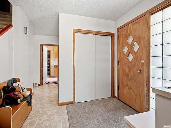 3rd image of 501 3rd STREET E