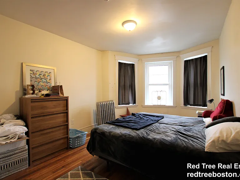 1868 Commonwealth Ave — Photo 6