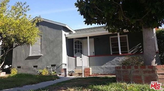 1st image of 810 N Naomi St