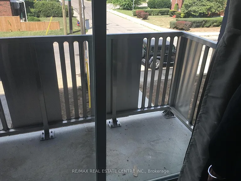 77 Leland St #208 — Photo 6