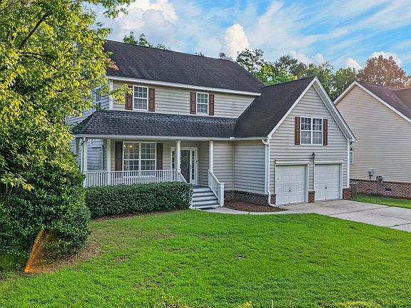 3rd image of 1858 Oleander Ct