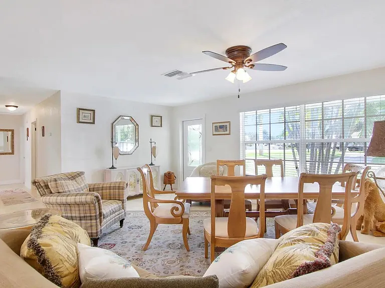19185 SE Homewood Ave — Photo 6