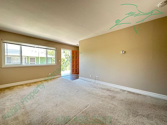 4th image of 978 Westlynn Way #4