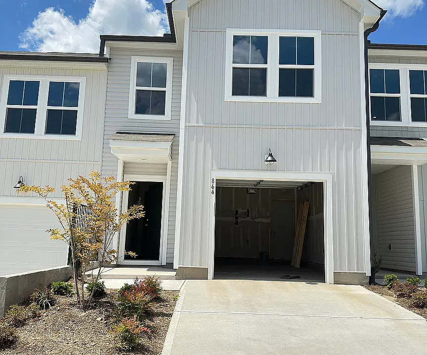 864 Falls Grove Trl