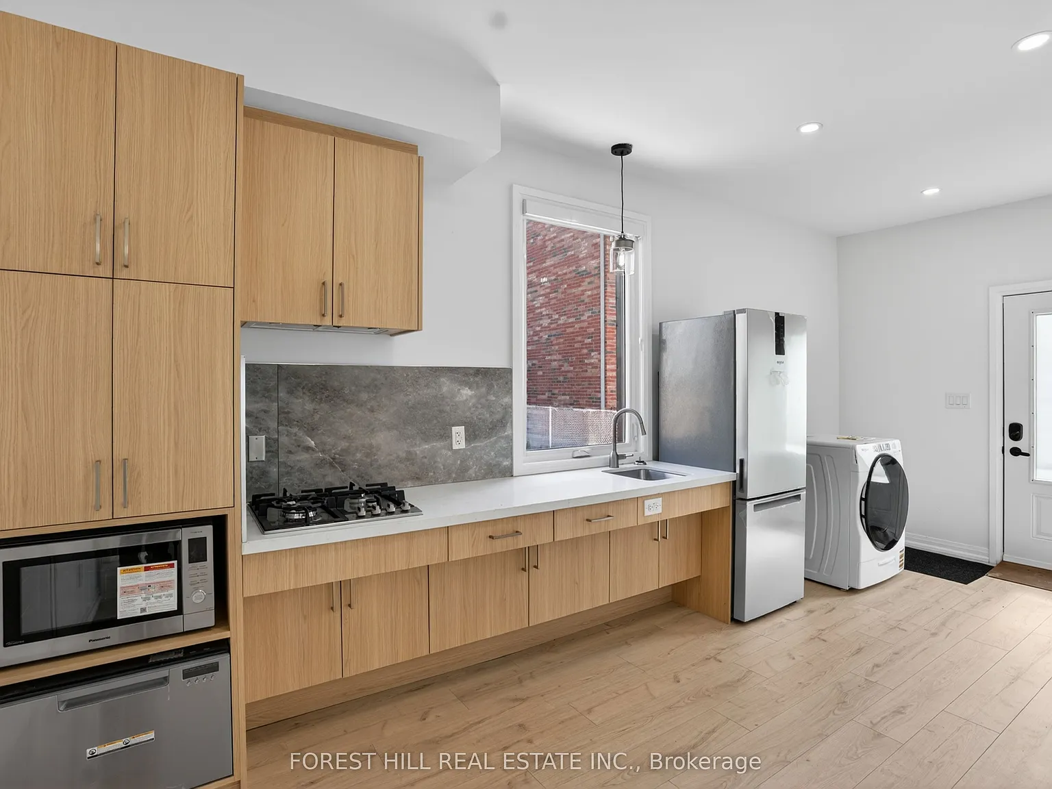 2 bed, $2,975 — Photo 4