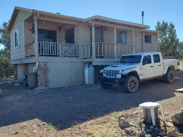 57602 N Hermana Ln, Seligman, AZ 86337