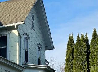 180 Latta Rd, Rochester, NY 14612