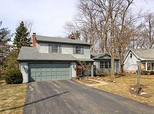 6954 S Fredericksburg Dr, Sylvania, OH 43560