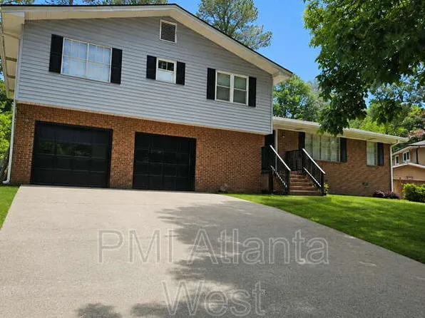 2250 Sandgate Cir, Atlanta, GA 30349