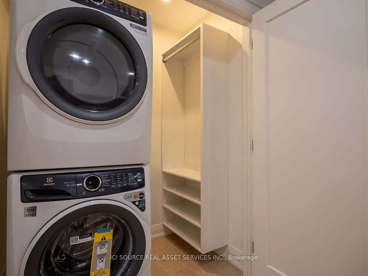 2 bed, $2,400 — Photo 4
