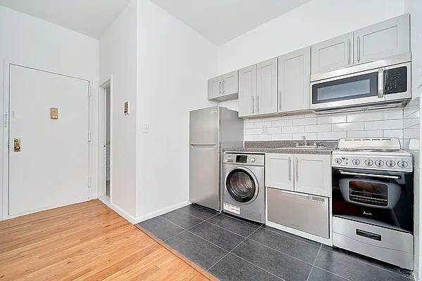 Rented by Living New York | media 4