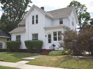 1505 Mower Ct, Wauwatosa, WI 53213