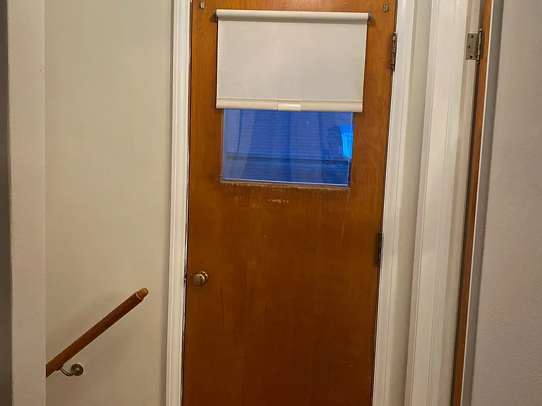 door to upstairs cooling poorch