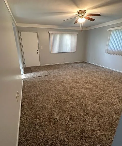 21526 Powers Ave — Photo 5