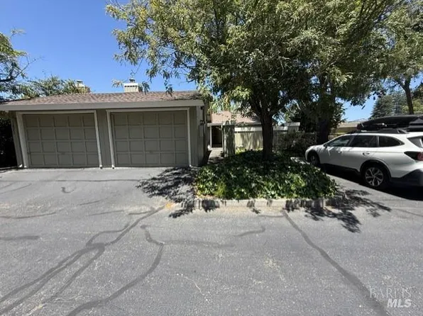 1824 Arroyo Sierra Drive, Santa Rosa, CA 95405
