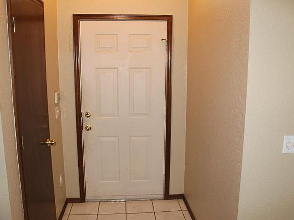 3rd image of 2001 Old Central Dr
