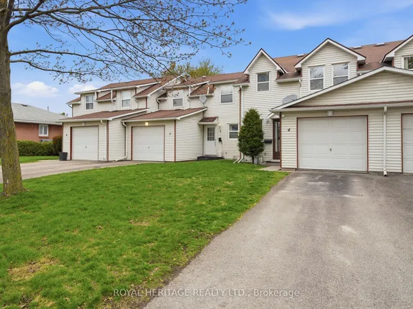 27 Aldershot Ave #4, Brockville, ON K6V 2P7
