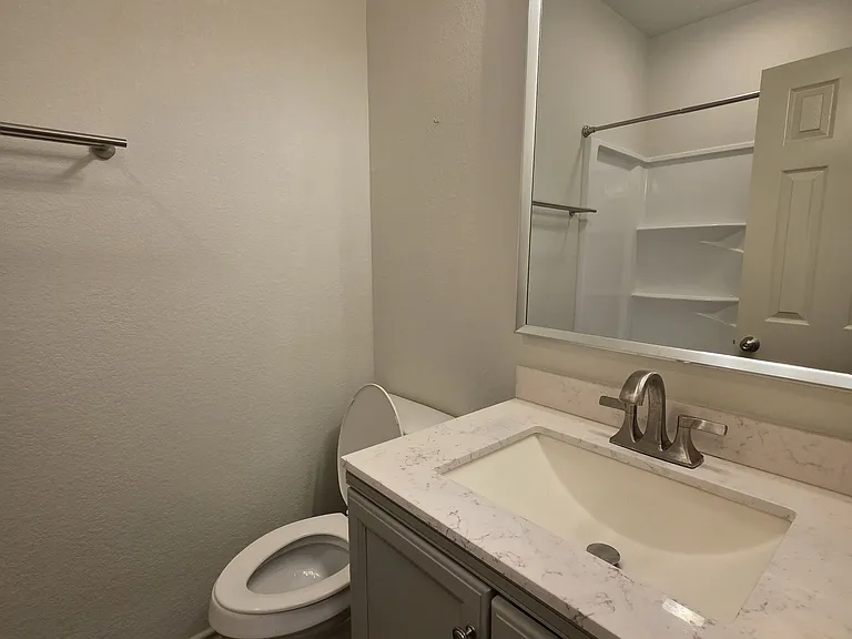 100 Jackman St #108 — Photo 25