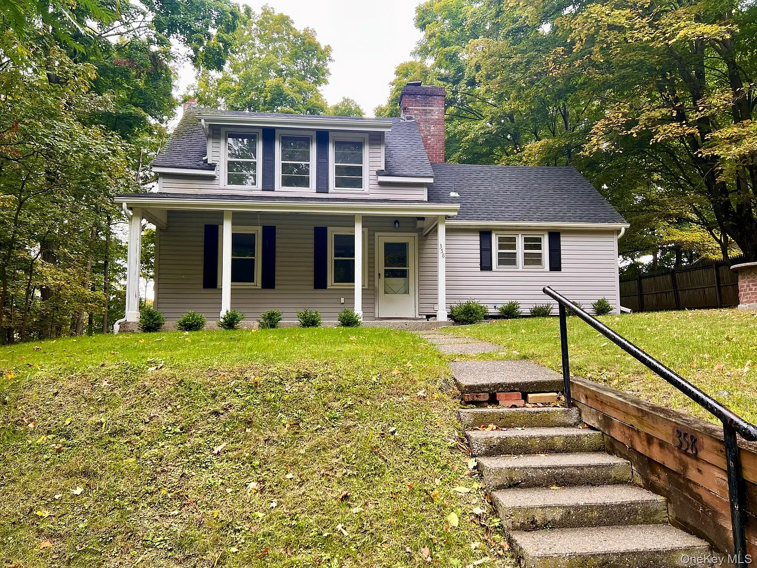 2 bed, 1.0 bath, 1480 sqft, $2,800 — Photo 2