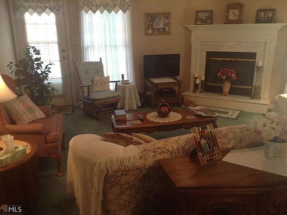 2nd image of 125 Wilbanks Dr
