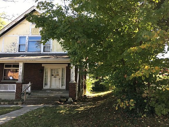 2nd image of 2712 Baker Ave