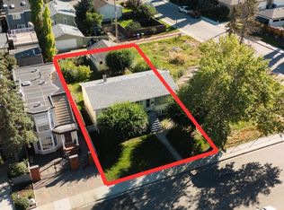 435 51st Ave N, Calgary, AB T2V 0A2