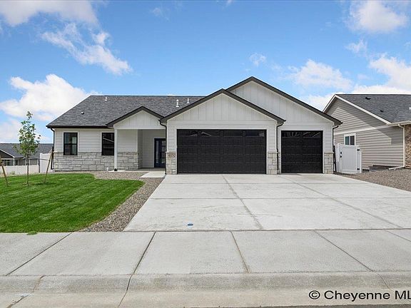 2nd image of 4124 Sage Rd