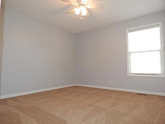 4th image of 5021 Claude Dr