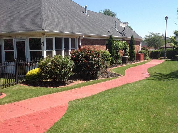 3rd image of 1341 Jubilee Ln