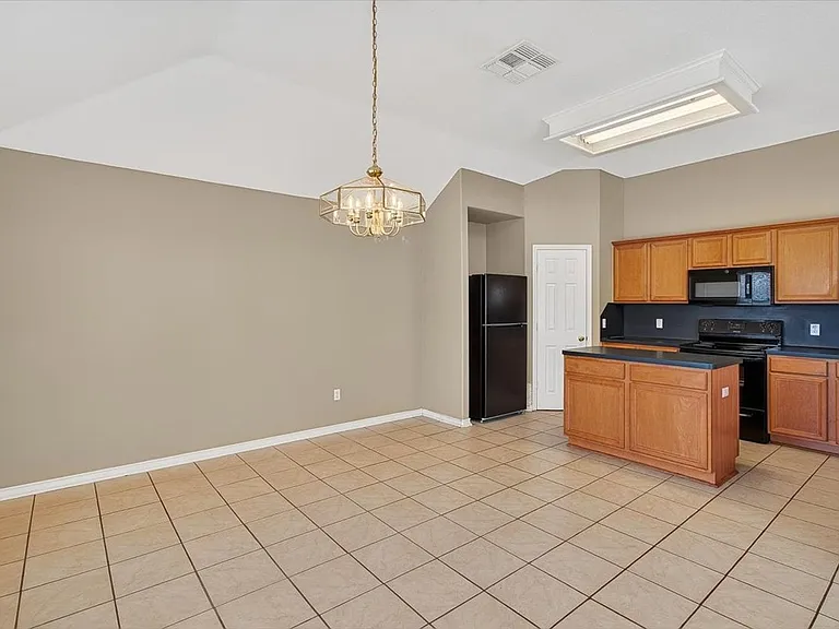 5933 Brightwood Dr — Photo 18