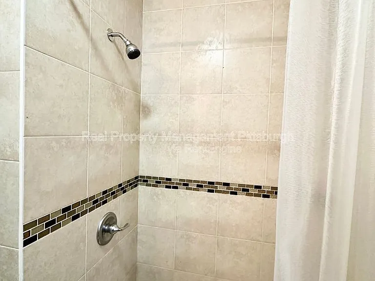 335 Lawn St — Photo 11