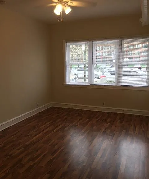 910 N Paulina St #1F — Photo 2