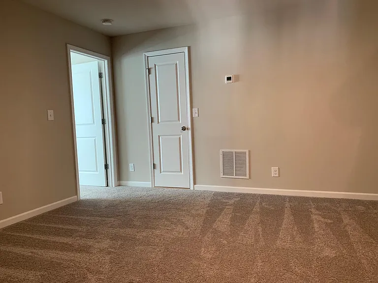 4570 Grenadine Cir — Photo 12
