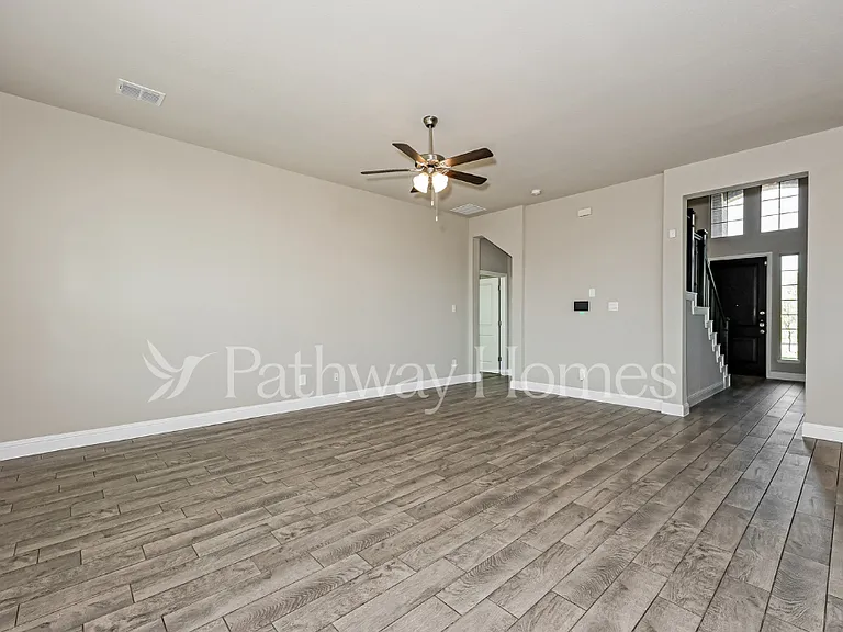 838 Poppie Ln — Photo 2