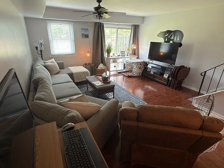 7 Yorktown Ct #7 — Photo 16