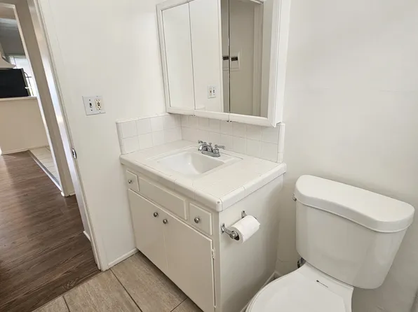 743 N Sycamore Ave #5, Los Angeles, CA 90038