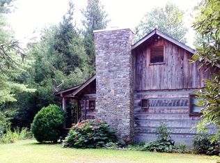 366 Concord Ln, Tuckasegee, NC 28783