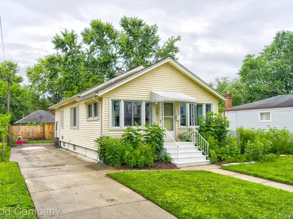 367 W Otis Ave, Hazel Park, MI 48030