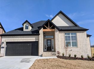 123 Angel Falls Ln, Springdale, AR 72762