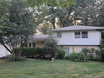 1608 W Briarwood Dr, Carbondale, IL, 62901