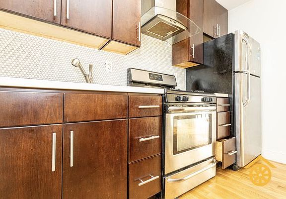 5th image of 28 Fayette St #4G