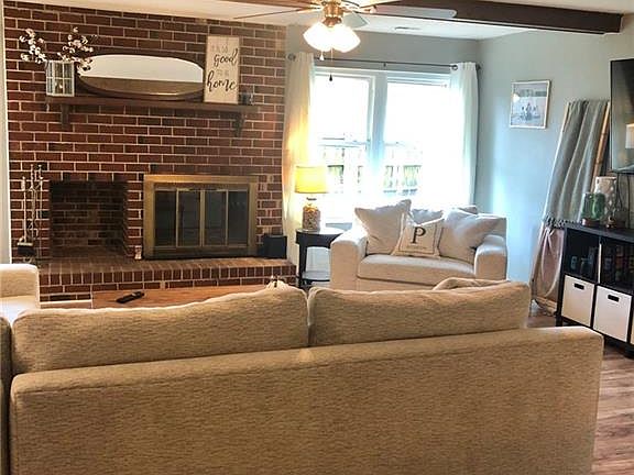 4th image of 1729 Star Lake Dr